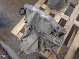 Mjenjač Renault Kangoo 1.5 DCI 2007g 062 302 400