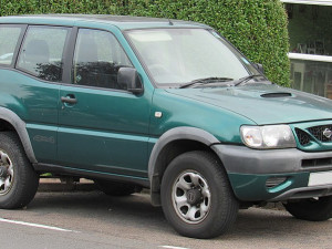 Šoferšajba NISSAN TERRANO Auto stakla Pit-Box Tuzla