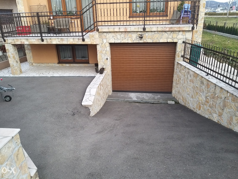 Stambeno-poslovni kompleks na prodaju - cca 250 m2 40