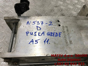 Nosač GREDE branika DESNI Audi A5 8K0807134D 2011