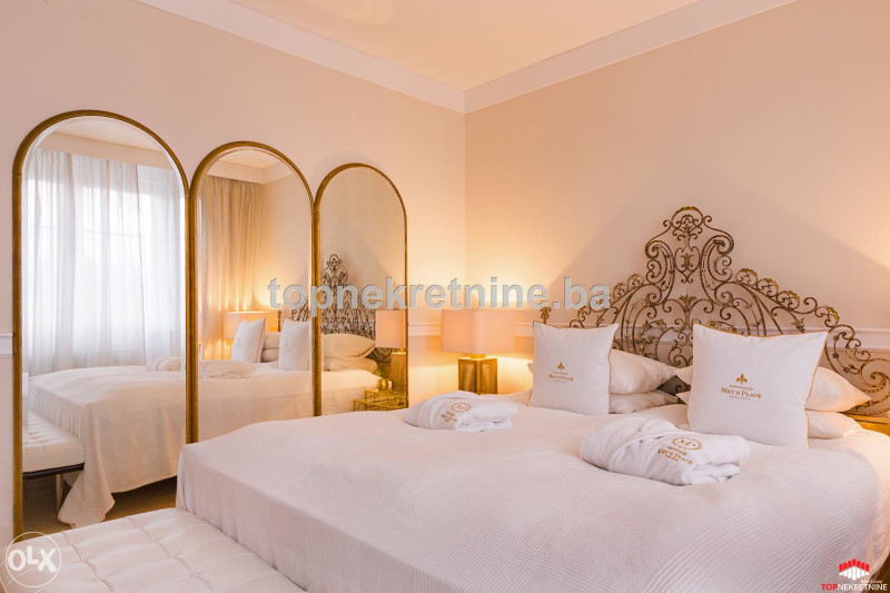 Luksuzan penthouse 200m2, Ciglane, Centar 12