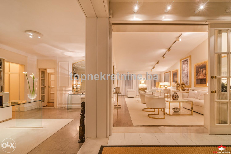 Luksuzan penthouse 200m2, Ciglane, Centar 18