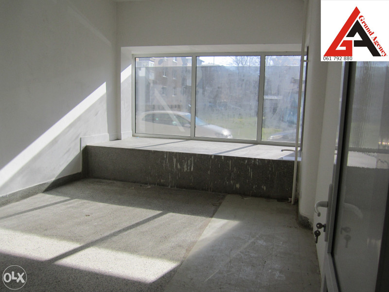 Poslovni prostor 77 m2 - ZENICA 16