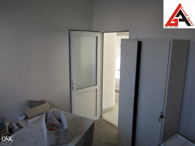 Poslovni prostor 77 m2 - ZENICA 18
