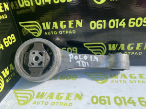 Nosac motora Volkswagen Polo (fotografija 1)