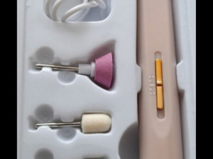 SET ZA MANIKIR, PEDIKIR ELEKTRICNA TURPIJA 066 179 022