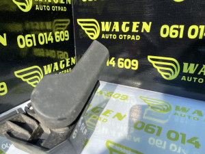 Rucka otvaranja haube Volkswagen Golf 6 (fotografija 2)