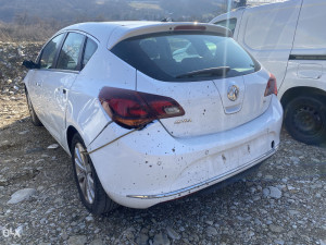 Opel astra j 1.6 benz dijelovi 063/117-176  063/992-835