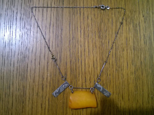 Stara ogrlica od ćilibara - JANTAR