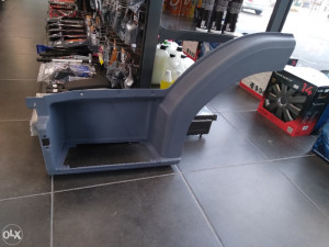 STEPENICA MERCEDES ATEGO DESNA LIJEVA JEDNO GAZIŠTE