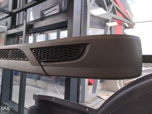 SPOJLER BRANIKA USKI MERCEDES ACTROS MP3 KOMPLET