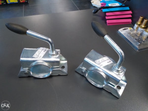 SPOJNICA ZA POTPORNI TOČAK FI48mm FI35 AUTO PRIKOLICA