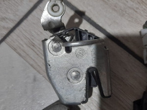 ZABRAVAK ZADNJE BRAVE FIAT DOBLO 2003/2008