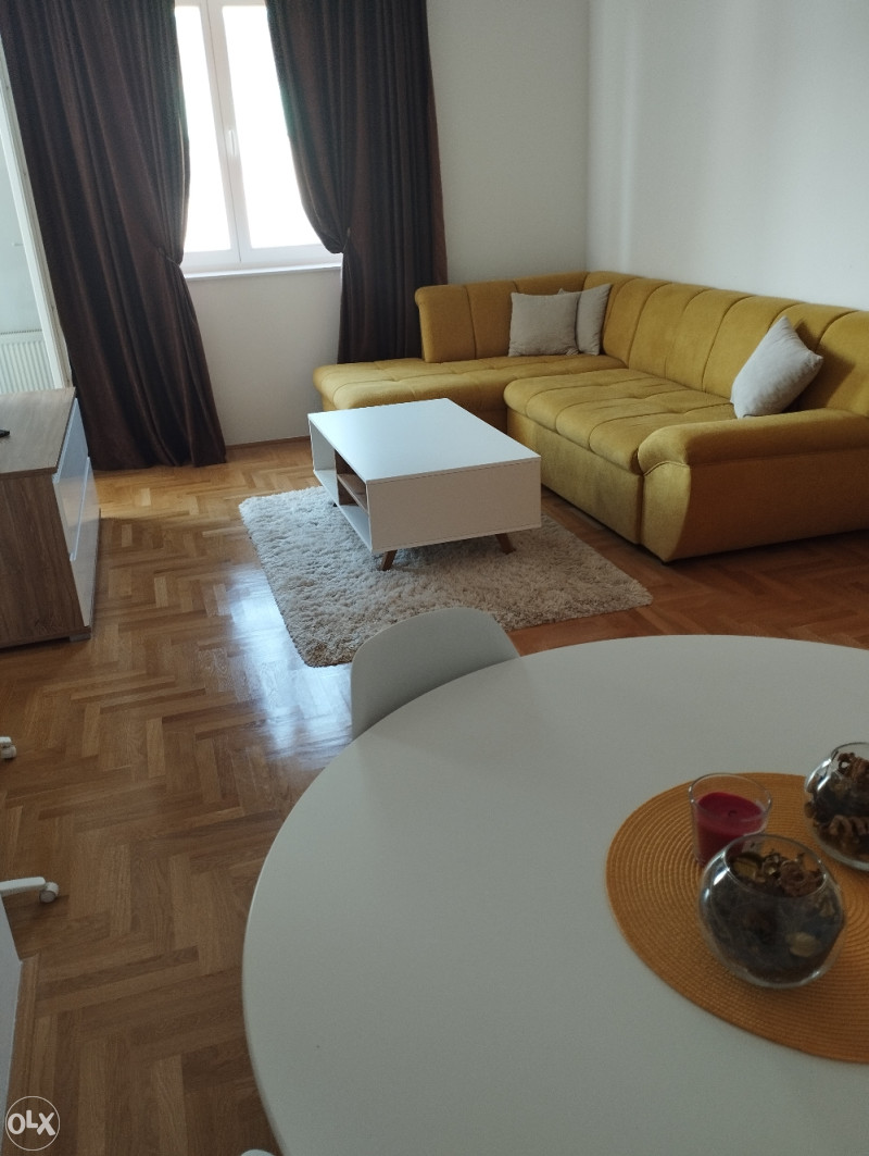 STAN NA DAN Istočno Sarajevo Lukavica 065/631-648 7