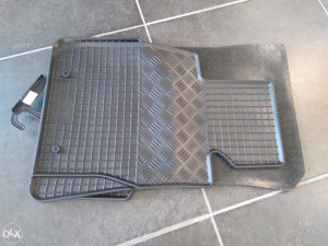 PATOSNICE PODMETACI TIPSKI GUMENI BMW 3 E90 E91