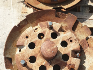 Traktor zetor 4712 4718 6712 6911 teg utezi tegovi