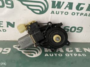 Motoric stakla p-l Ford Fiesta (fotografija 2)