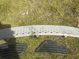 BRANIK-MREZICE FORD MONDEO...ORGINALNE