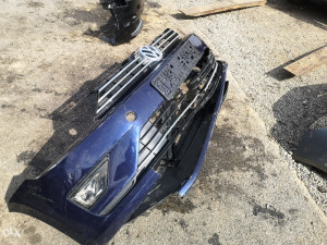 Golf 7 Sportsvan prednji branik, maska