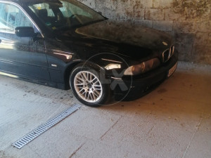 BMW e39 525d 2001 god.