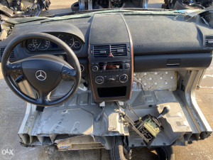 Dijelovi Mercedes A klasa 2006 (fotografija 2)