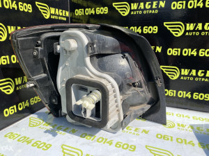 Desna stopa Volkswagen Polo (fotografija 1)