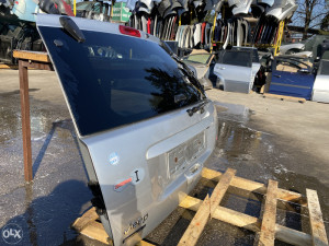 Gepek vrata gepeka Jeep Grand Cherokee (fotografija 2)