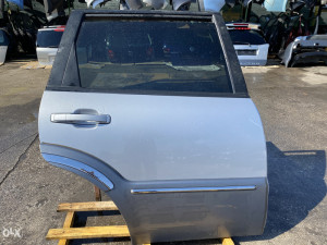 Zadnja desna vrata komplet SsangYong Rexton 2008 (fotografija 1)