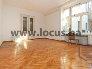 LOCUS prodaje: Četverosoban stan u centru grada, Centar photo 4