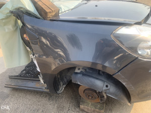 Blatobran desni lijevi Renault Clio 2009 (fotografija 4)