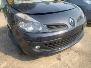 Blatobran desni lijevi Renault Clio 2009 (fotografija 3)