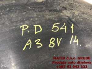 Zaštita obloga točka prednja DESNA Audi A3 8V 2014