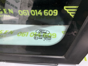 Staklo leptir Ford Focus 2006 (fotografija 3)