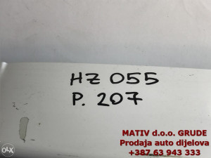 HAUBA ZADNJA gepek vrata Peugeot 207 2007