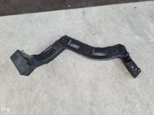 Zadnji lijevi nosac zadnjeg branika VW Sharan 7N0807393