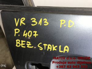 Vrata prednja DESNA Peugeot 407 2005