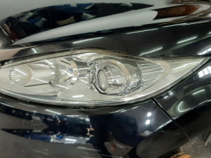 FORD FIESTA FAR FAROVI 09-