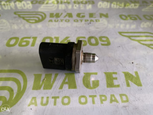 Senzor pritiska goriva Audi A4 (fotografija 3)