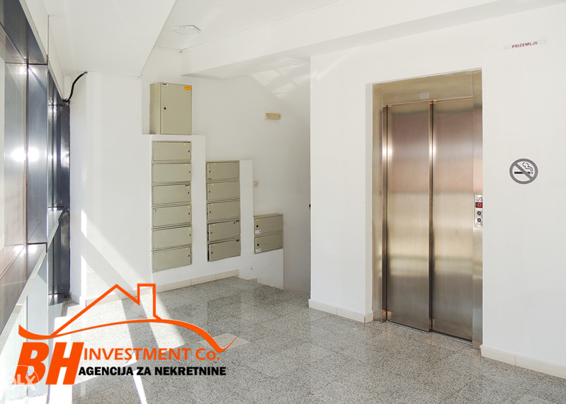 Višenamjenski poslovni prostor 430 m2, "Titanik", Tuzla 9