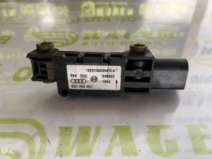 Senzor airbaga Audi A4 (fotografija 3)