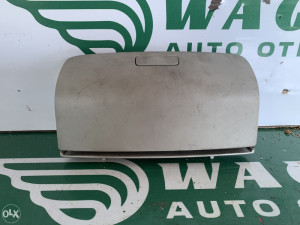 Pretinac za naocale Volkswagen Golf 5 (fotografija 3)