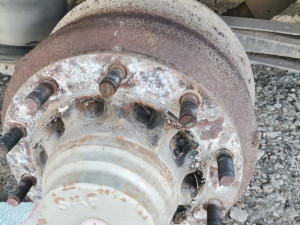 Osovine jastuci SAF dijelovi za prikolice