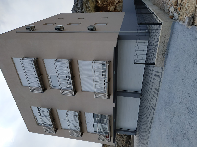 Ivanica(Kod Dubrovnika)Pogled more 65m2 stan,bazen,garaža,2terase 5