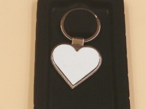 METALNI PRIVJESAK SRCE A01