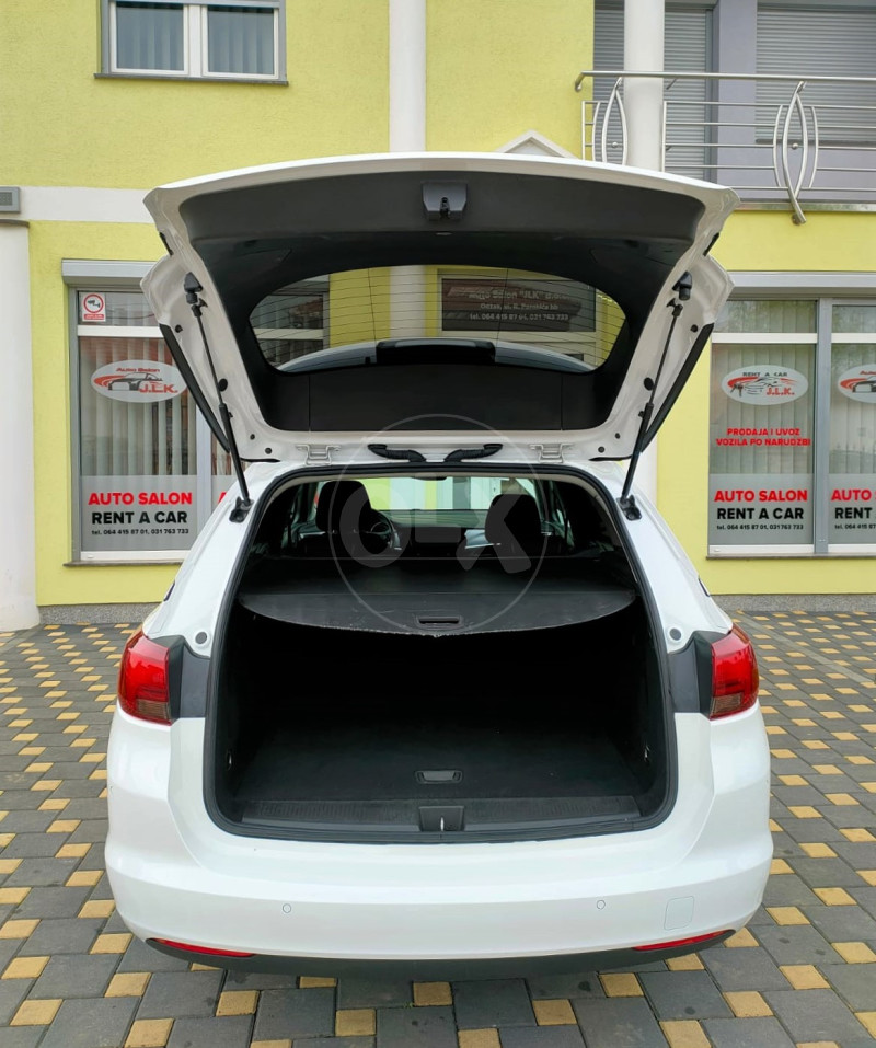 Opel Astra K - 1.6 CDTI 2018 god - Sports Tourer - REGISTROVAN