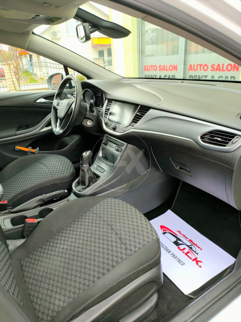 Opel Astra K - 1.6 CDTI 2018 god - Sports Tourer - REGISTROVAN