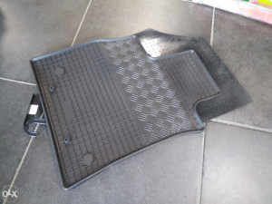 AUTO PATOSNICE PODMETAČI GUMENI RENAULT TALISMAN 2016-