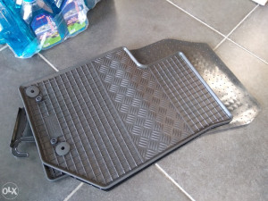 AUTO PATOSNICE PODMETAČI GUMENI PEUGEOT 208 19-