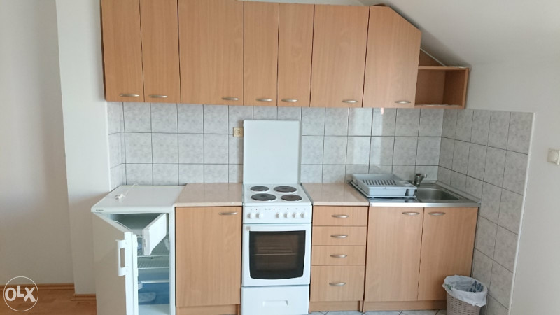 Izdajem 2 stana u Bijeljini 3