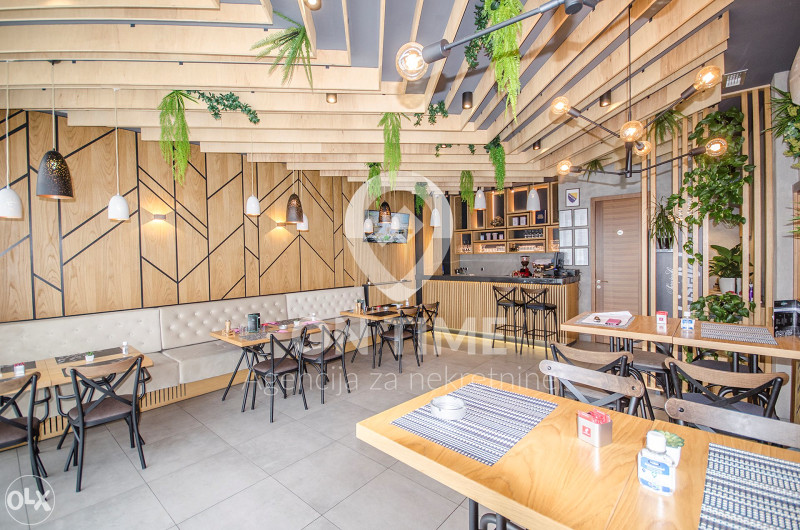 Bulevar / Poslovni prostor / 80 m2 / NAMJEŠTEN